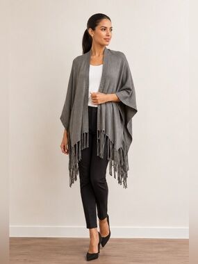 NWT Love Sadie Fringe Wrap Sweater Grey Size Small ✨🆕✨